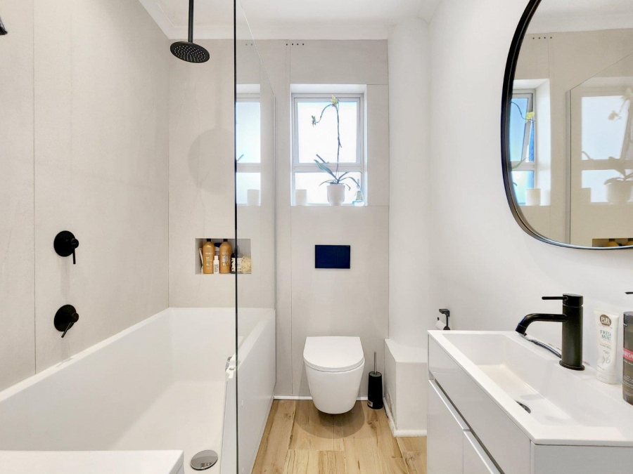 2 Bedroom Property for Sale in Three Anchor Bay Western Cape